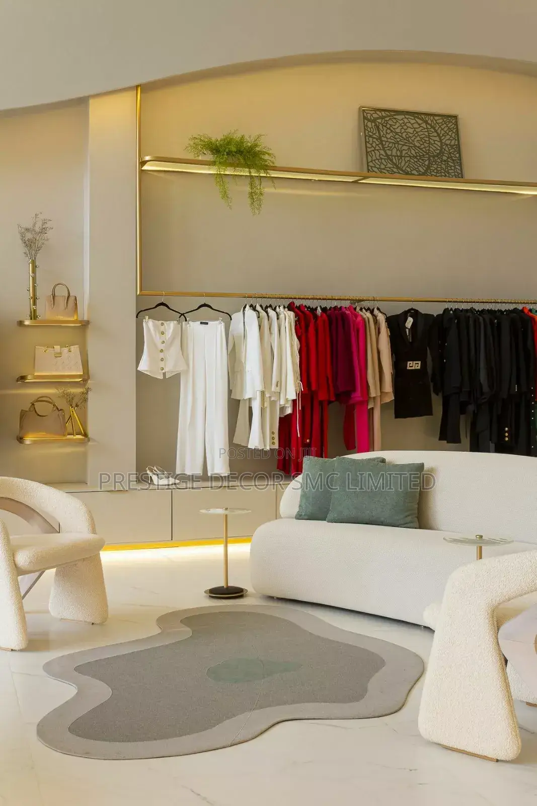 Golden Unique Boutique
