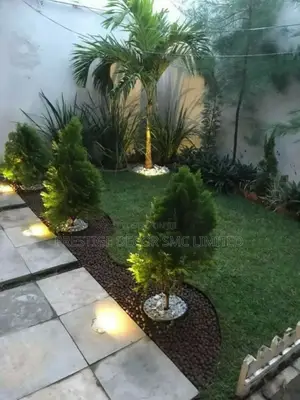 Modern Compounddecoration