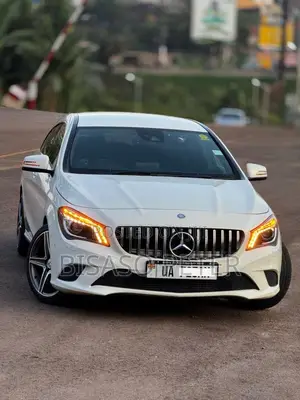 Mercedes-Benz CLA-Class CLA 180 d Wagon 2016 White