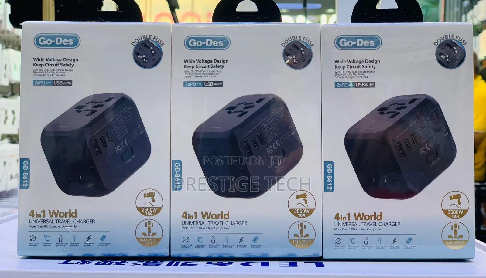 Go Des 4in1 World Universal Travel Adapter Pd 20w