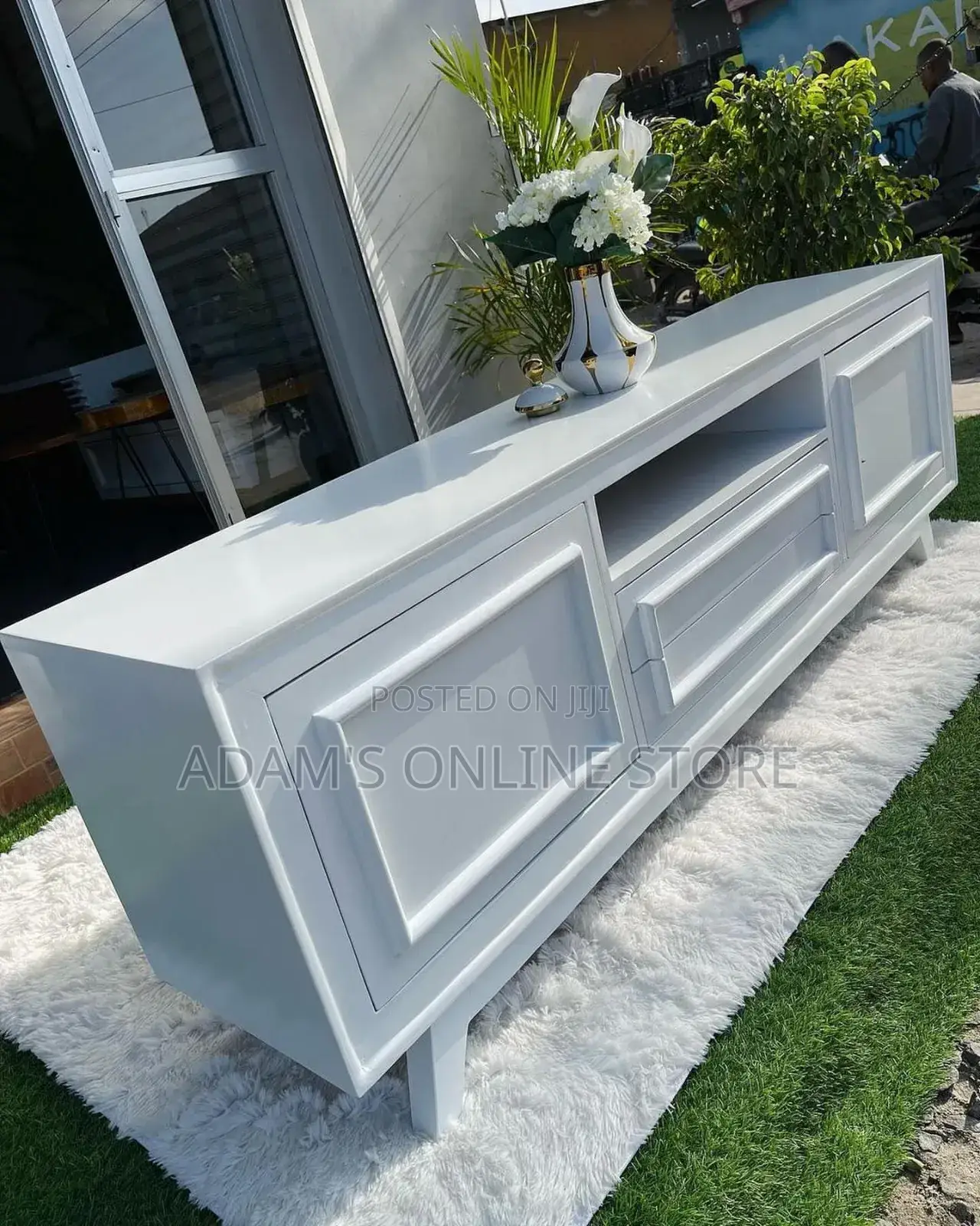 Classic Modern White Tv Stand 183cm