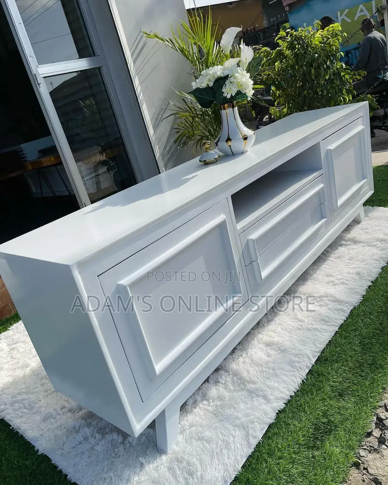 Classic Modern White Tv Stand 183cm