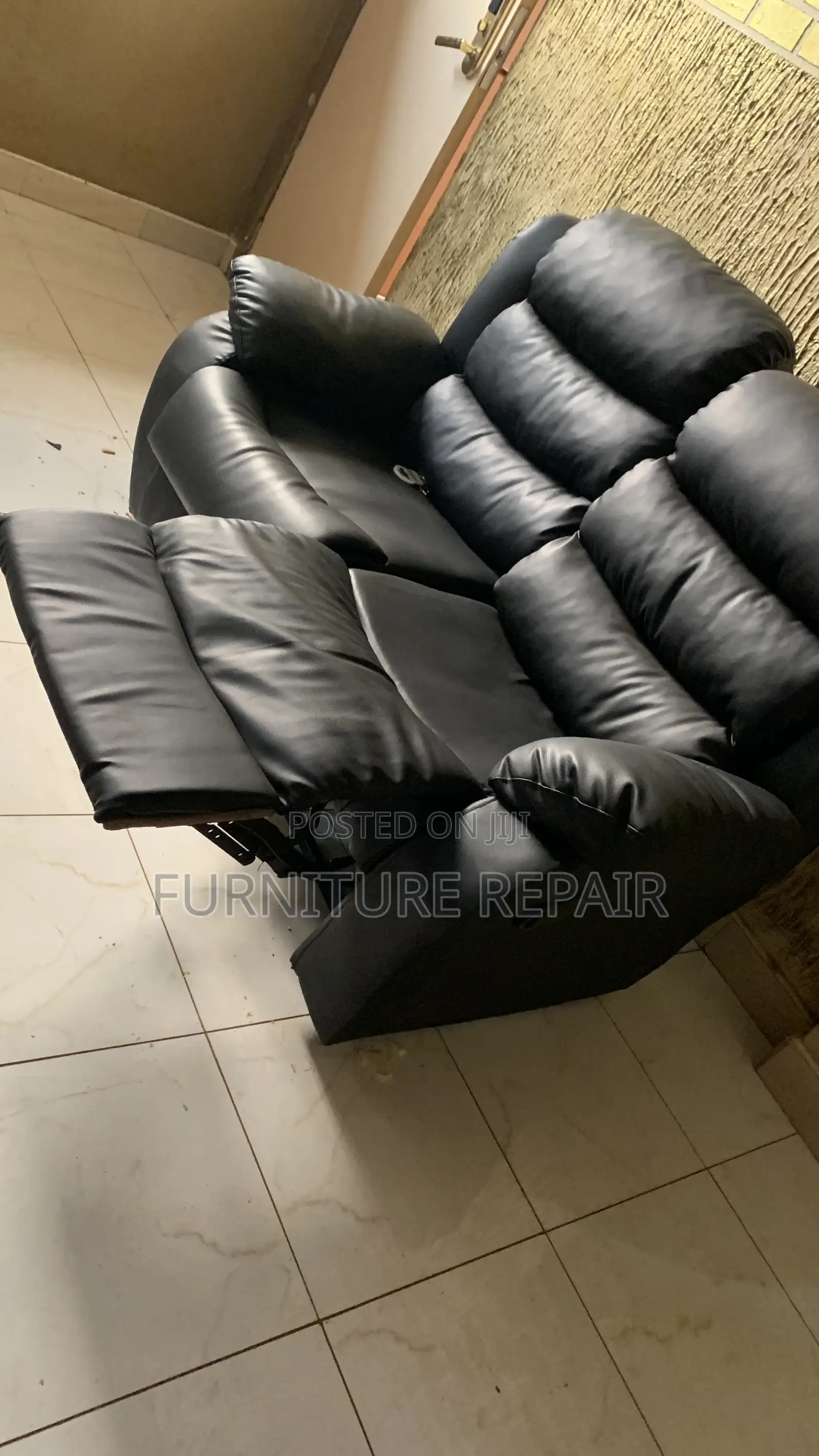 Seven Seat Recliner Demaged Leather Changing