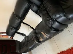 Seven Seat Recliner Demaged Leather Changing