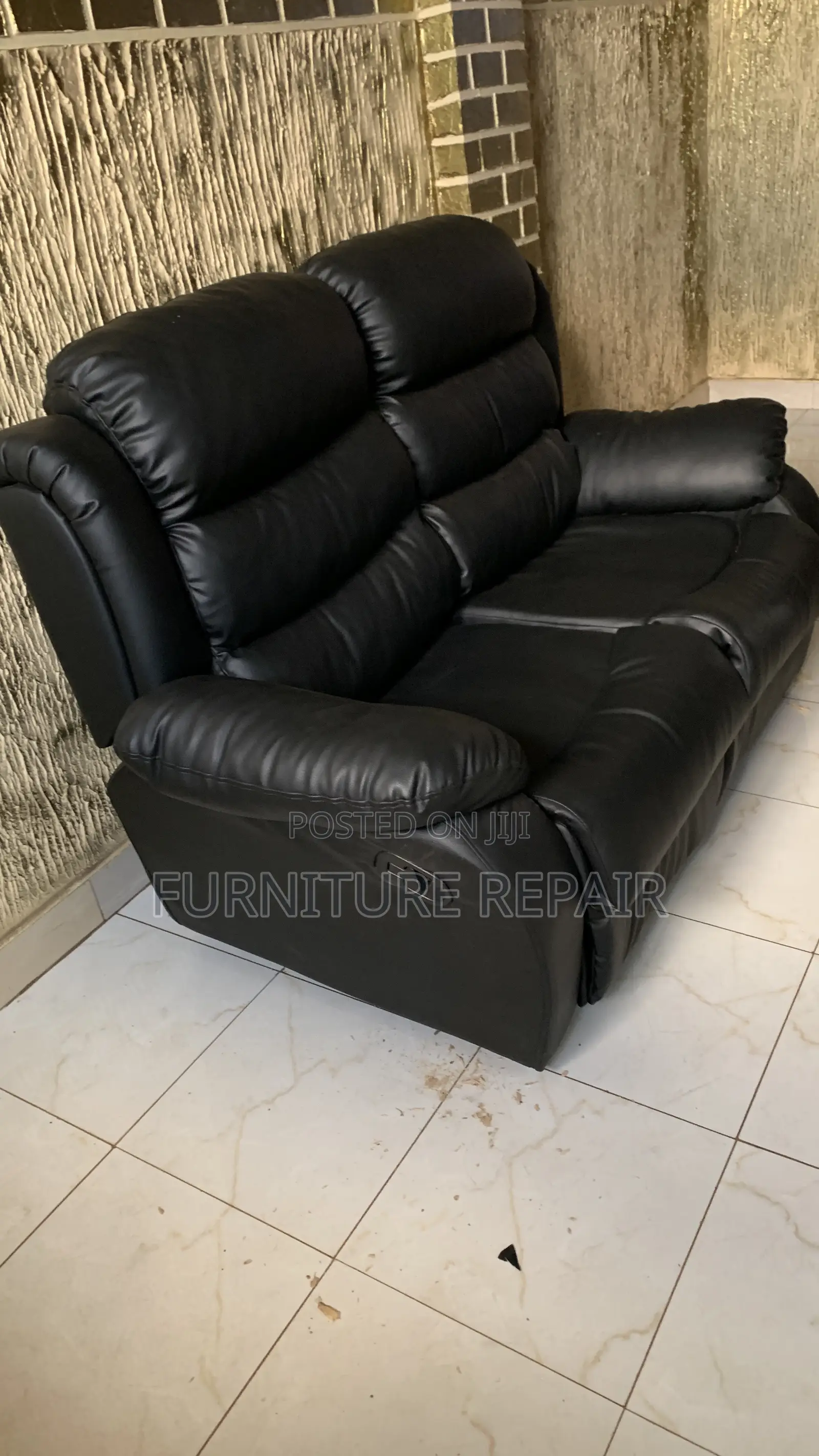 Seven Seat Recliner Demaged Leather Changing