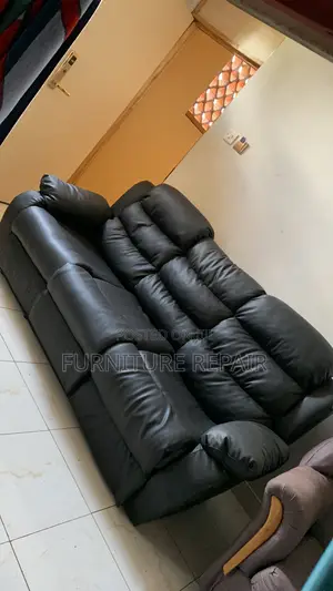 Seven Seat Recliner Demaged Leather Changing