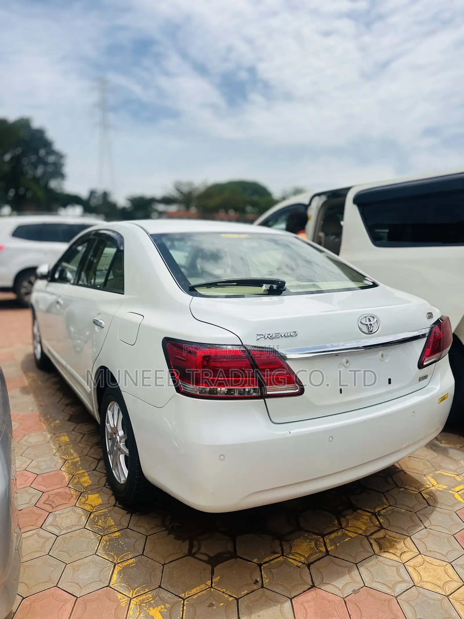 Toyota Premio 1.5 FWD 2016 White