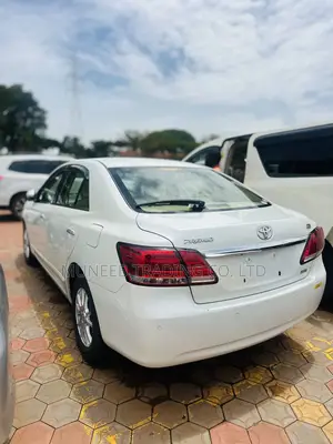 Toyota Premio 1.5 FWD 2016 White