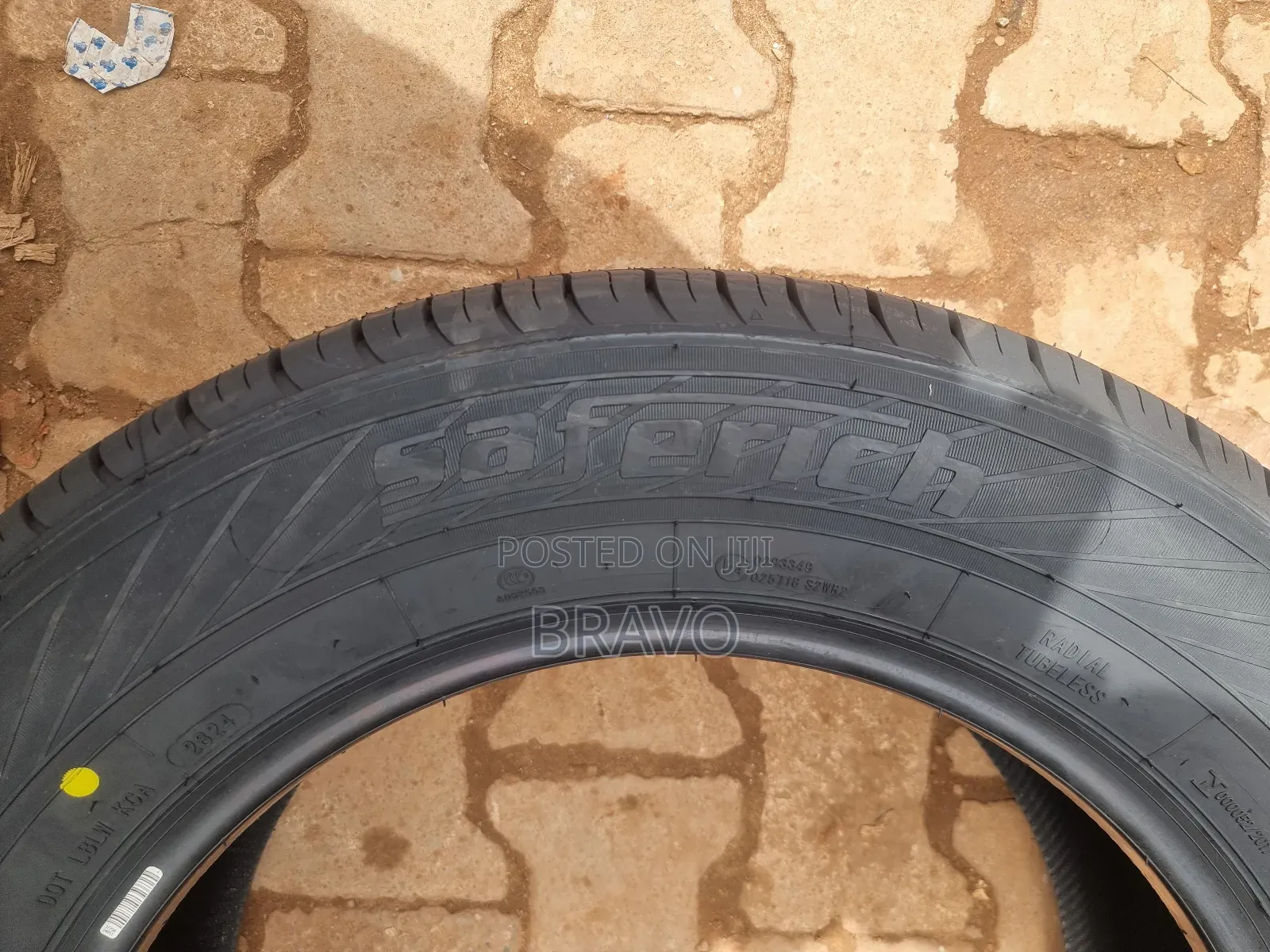 235/65r18 Seasonal Tires for Harrier Kawundo .
