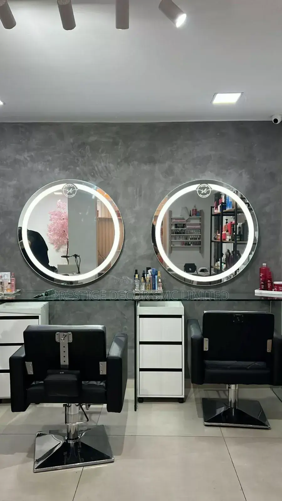 Mirrors Majestic Design