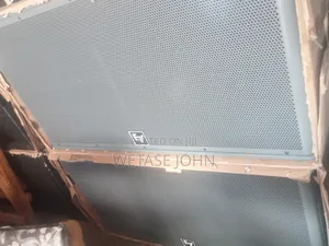Photo - Ev Electro-Voice Bass