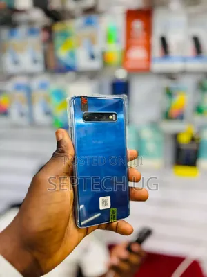 New Samsung Galaxy S10 128 GB Blue