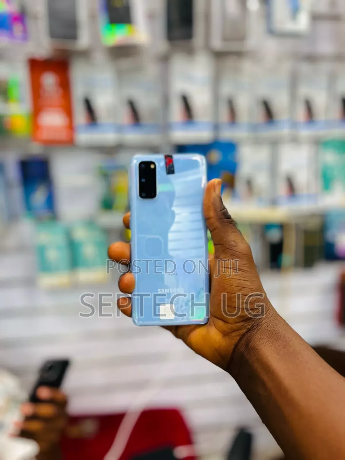 New Samsung Galaxy S20 128 GB Blue