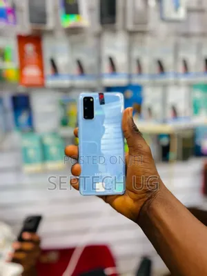 New Samsung Galaxy S20 128 GB Blue