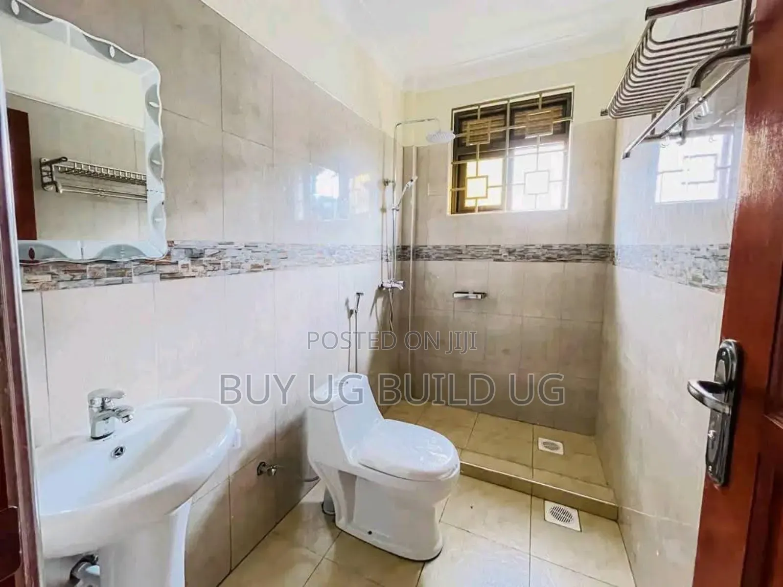 3bdrm Apartment in Kyaliwajjala Town, Central Division for rent