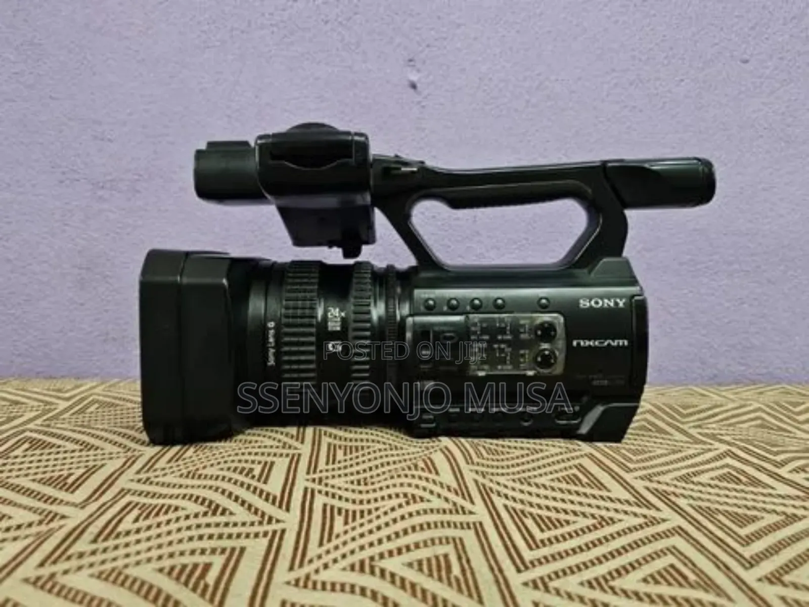 Sony HXR-Nx100 Full Hd Nxcam Professional Camcorder