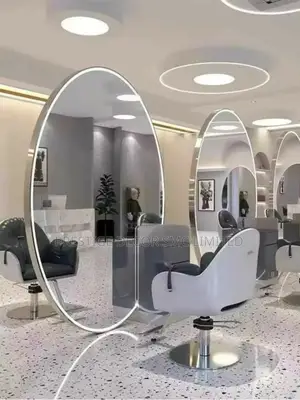 Majestic View of Salon Mirrors