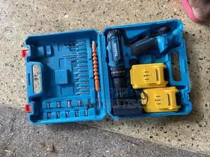 Makita Cordless Drill 36 v With a Tool