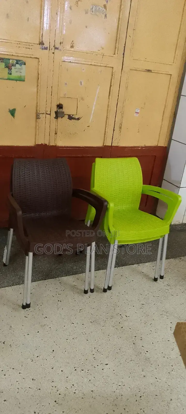 Steel Leg Plastic Chairs Plastic Chairs Armed