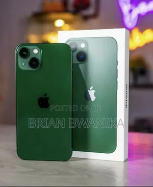 New Apple iPhone 13 128 GB Green