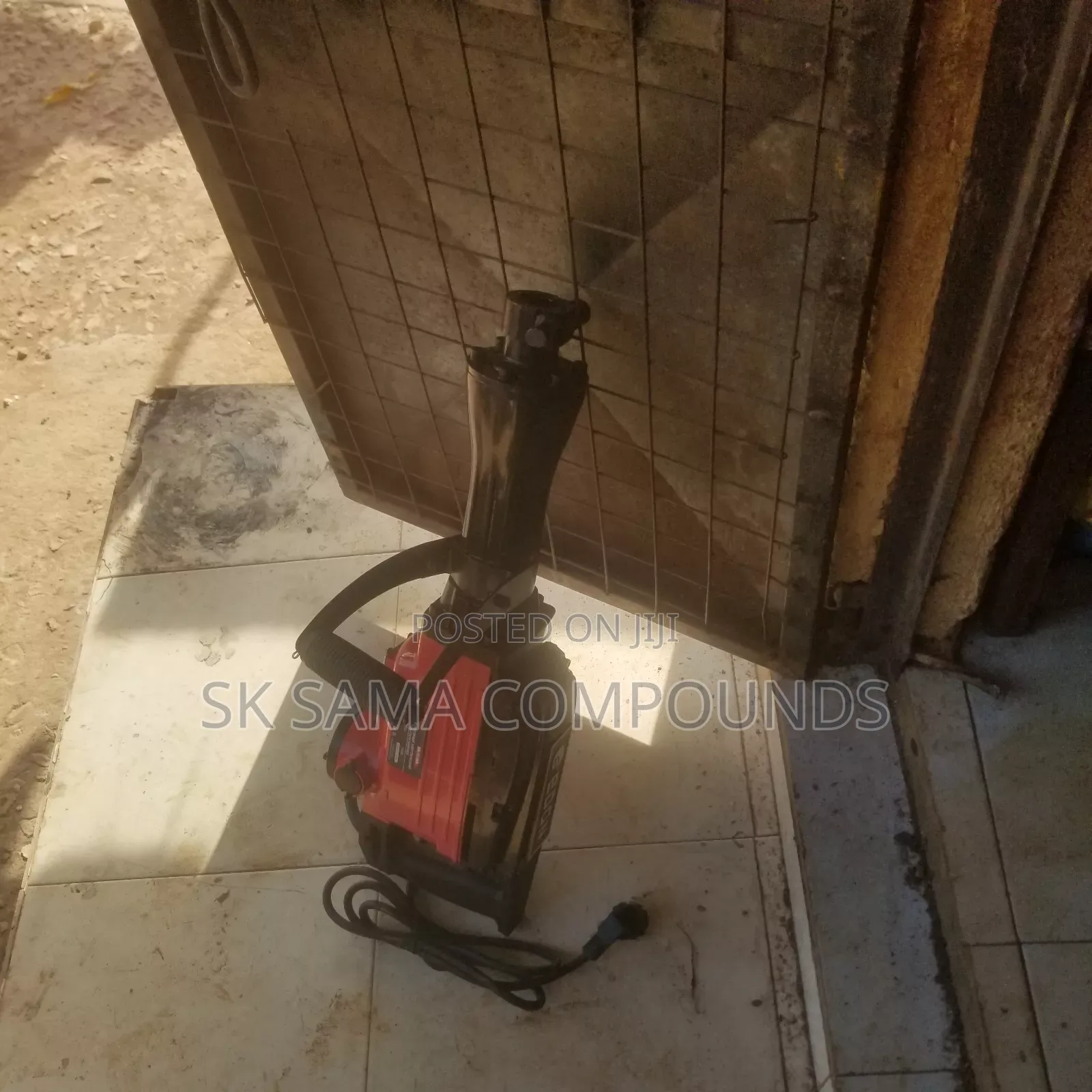 Demolition Hammer