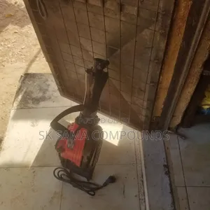 Demolition Hammer