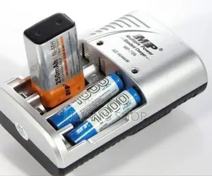 Electric Rechargeable Battery Charger Size Aa Aaa and 9v
