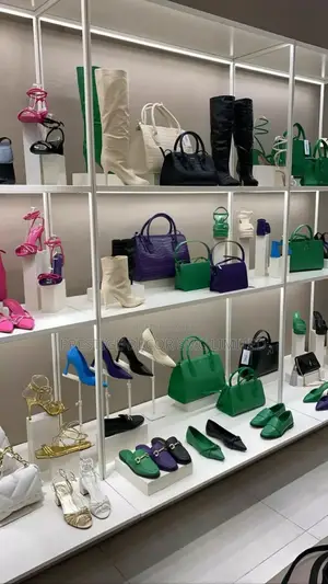 Fantastic Bag Boutique Shelves. Fancy