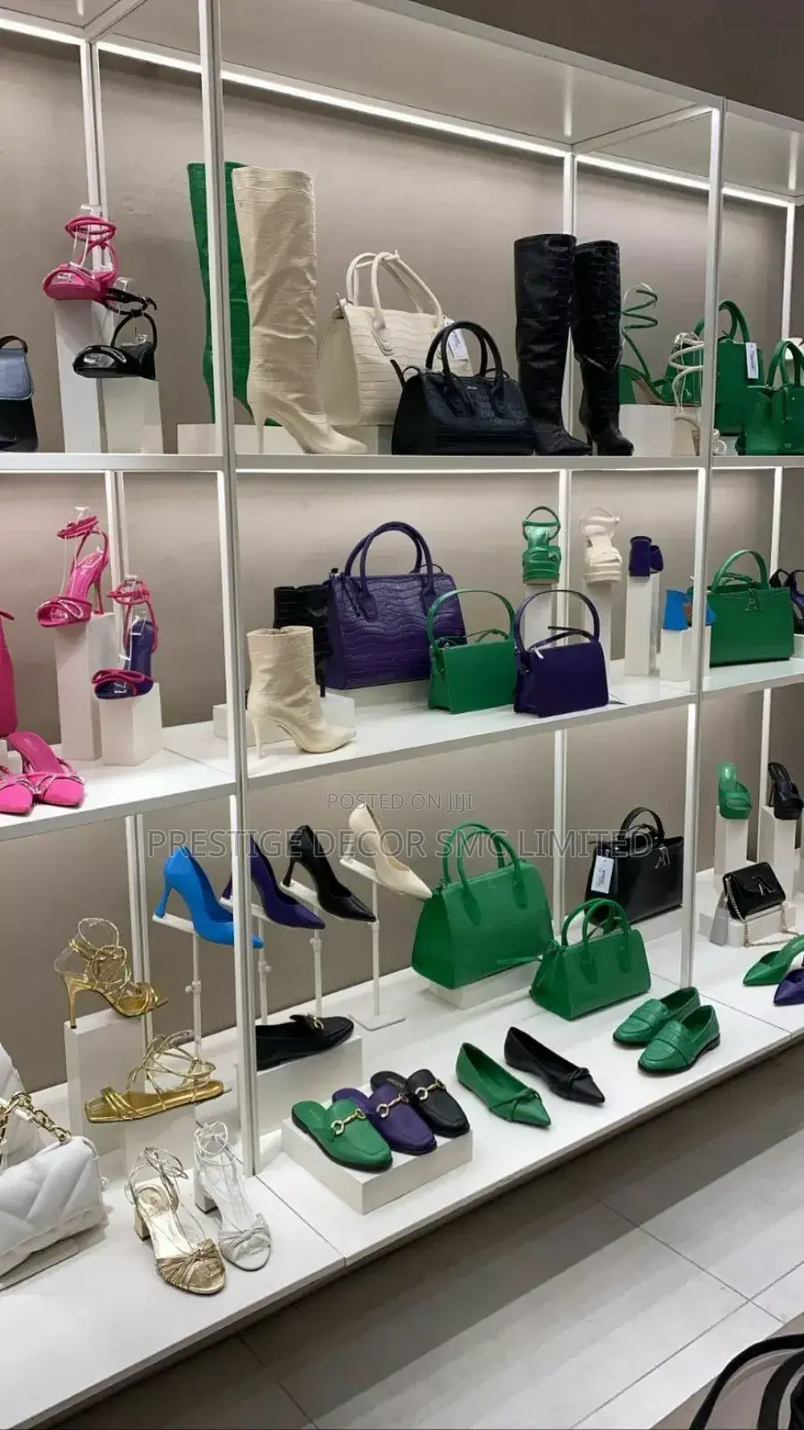 Fantastic Bag Boutique Shelves. Fancy