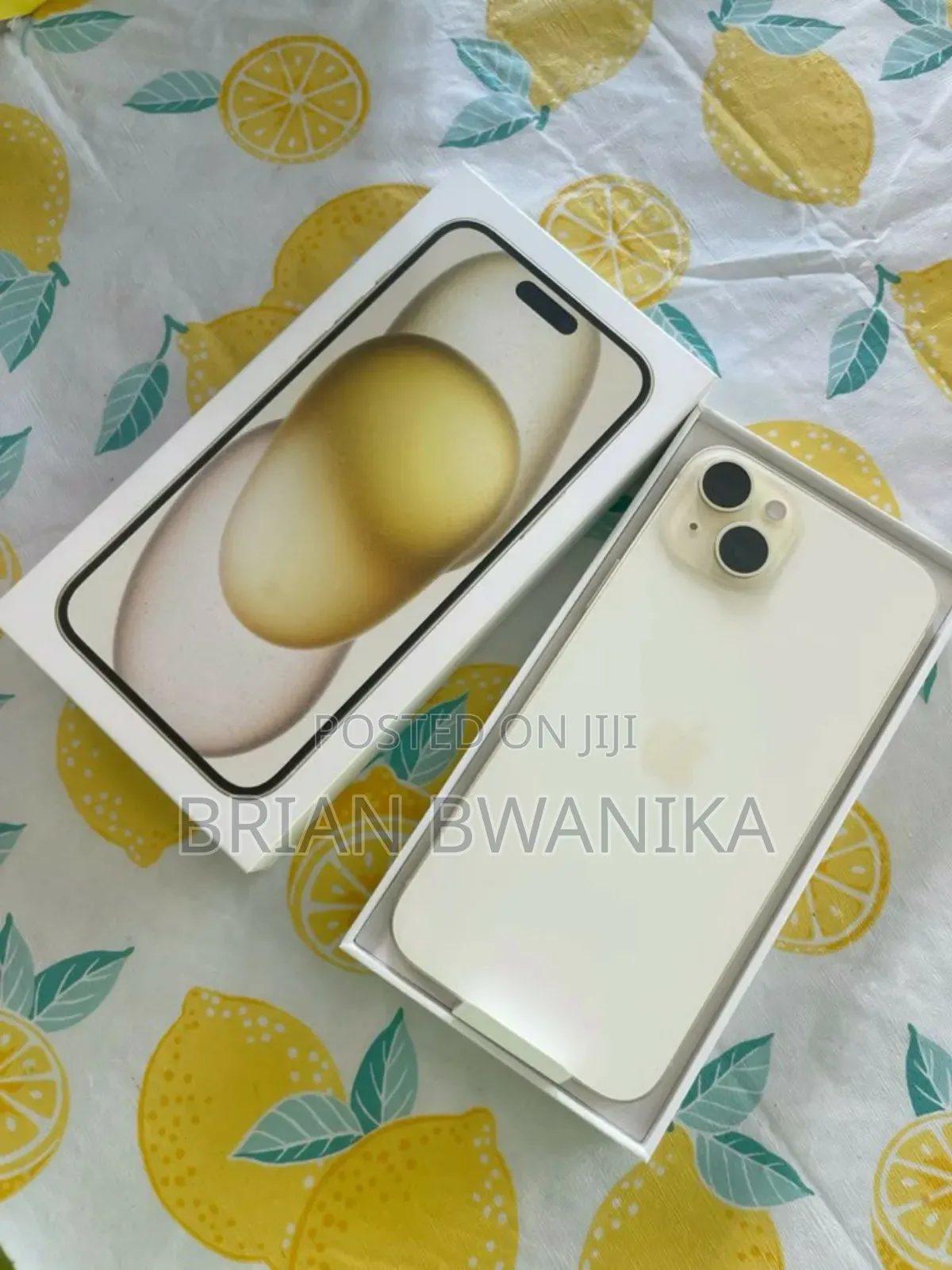 New Apple iPhone 15 256 GB Yellow