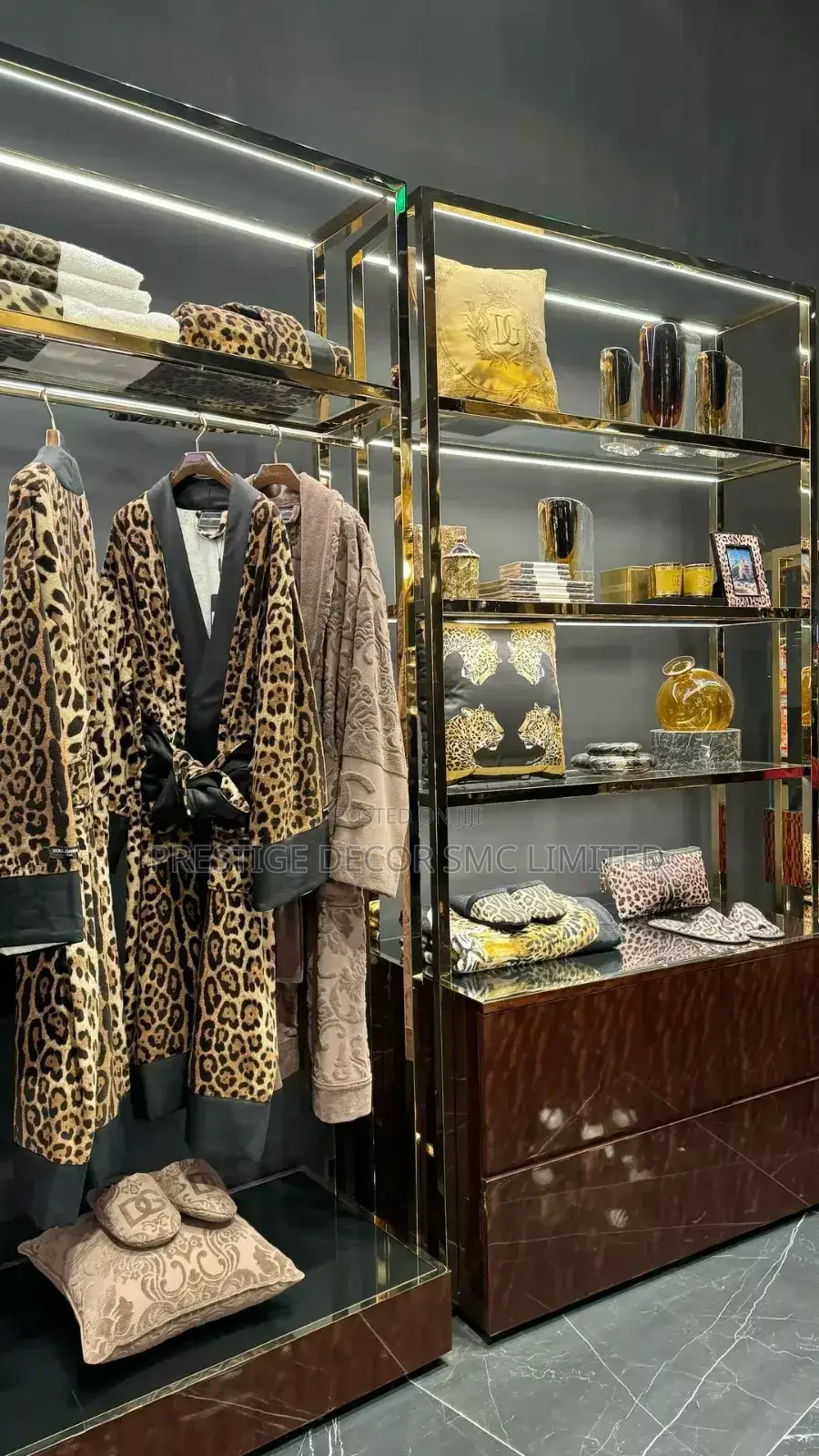 Classic Boutique Shelves. Fantastic. Mm