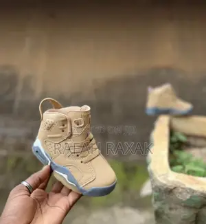 Photo - Original Kid’S Air Jordan 6 X Travis Scott Kid’S Sneakers