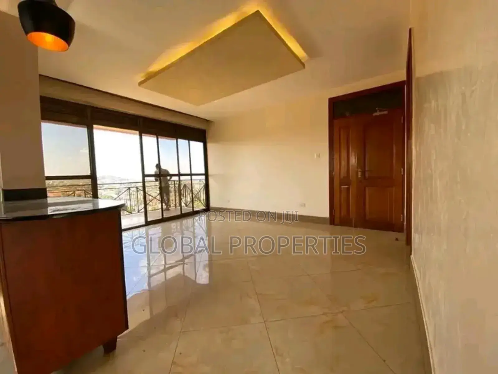 2bdrm Apartment in Kyambongo Rd, Central Division for rent