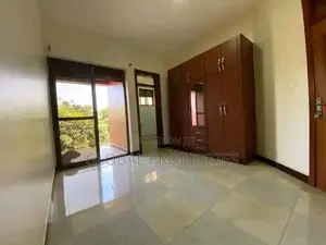 2bdrm Apartment in Kyambongo Rd, Central Division for rent