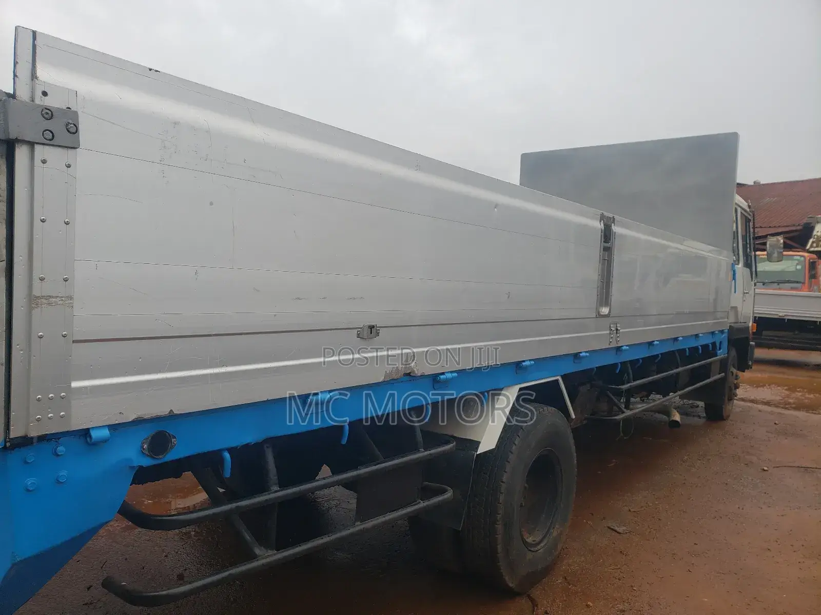 Fuso Track