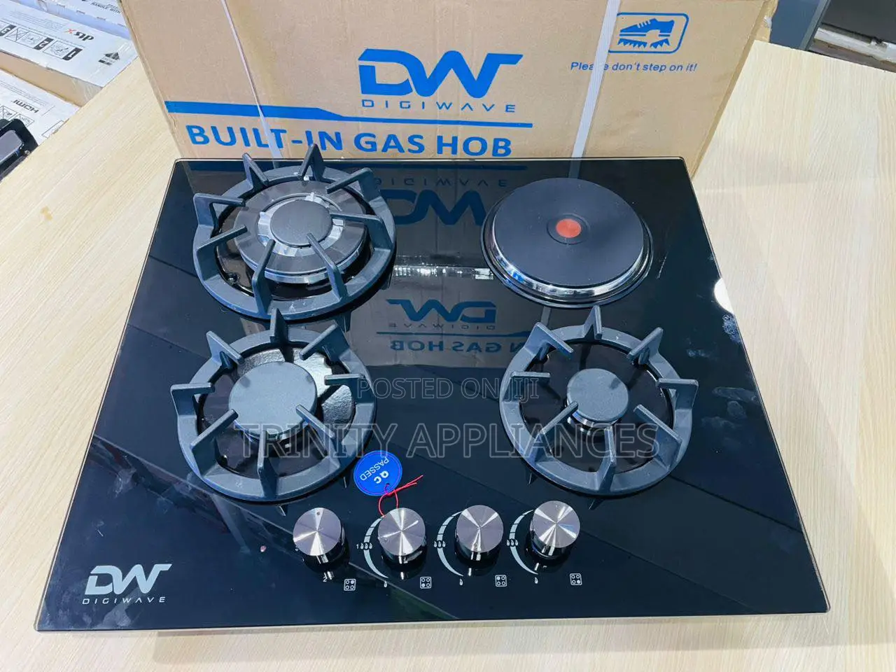 Digiwave 60*60cm 3 Gas + 1 Hotplate Built in Hob-Glass