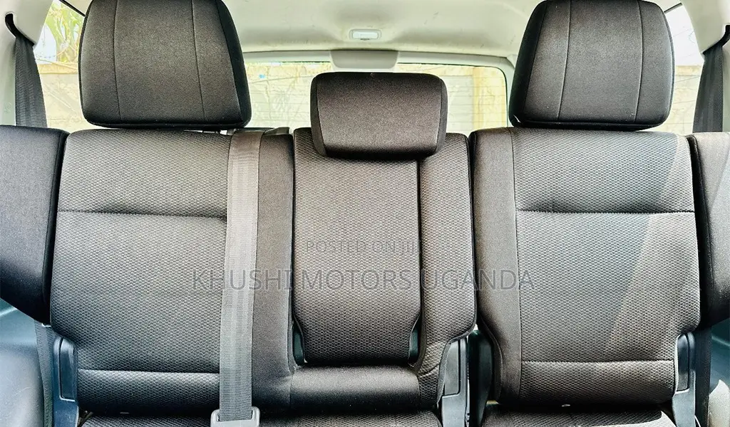 Mitsubishi Pajero 2011 Silver