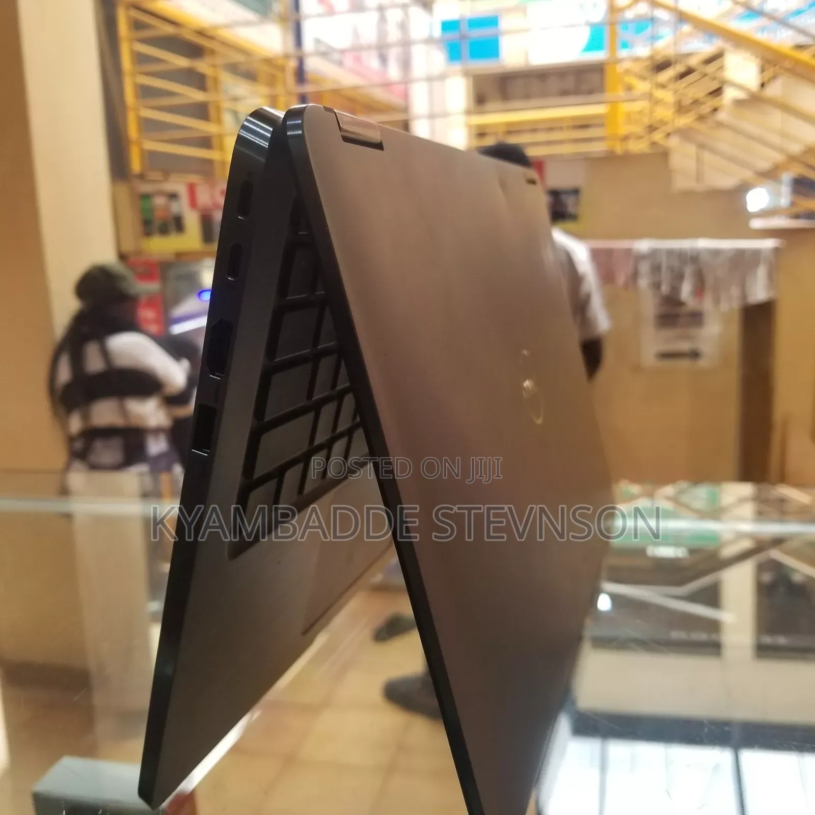 Laptop Dell Latitude 7400 8GB Intel Core I5 SSD 256GB