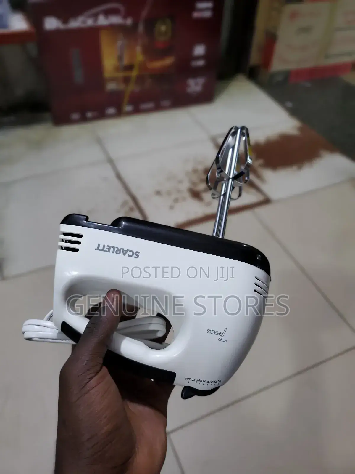 Portable Hand Mixer of Scarlet