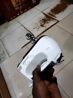 Portable Hand Mixer of Scarlet