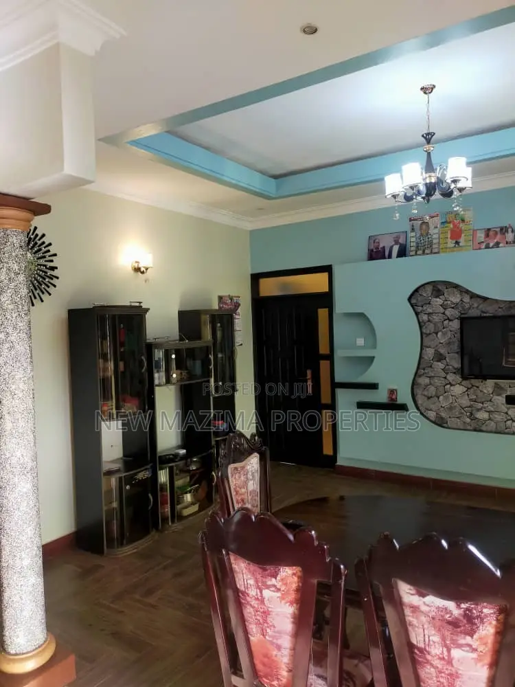 3bdrm House in Kajjansi Ntebe Rd, Division A for sale