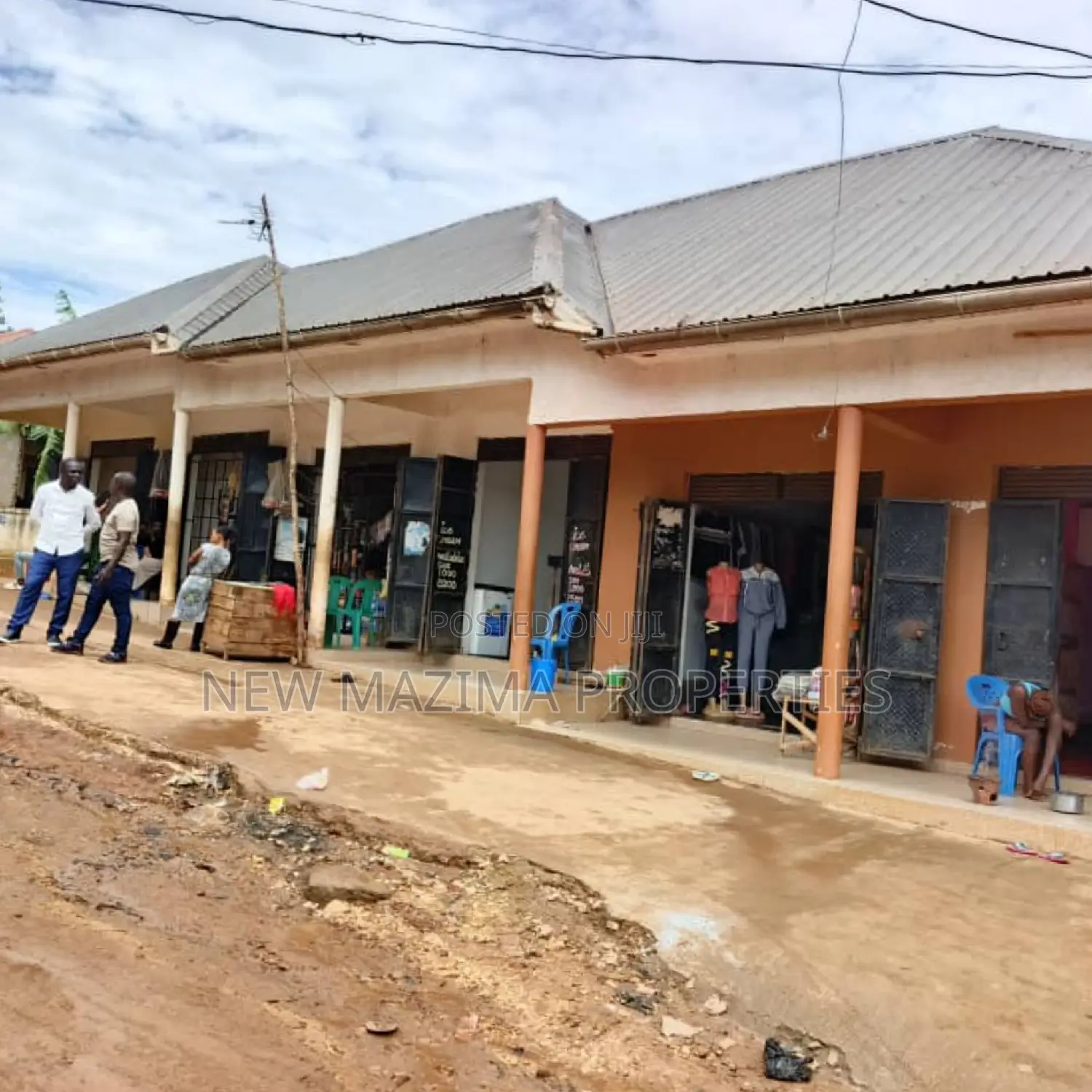 Commercial Shops on Quicksale in the Heart of Bulenga Town