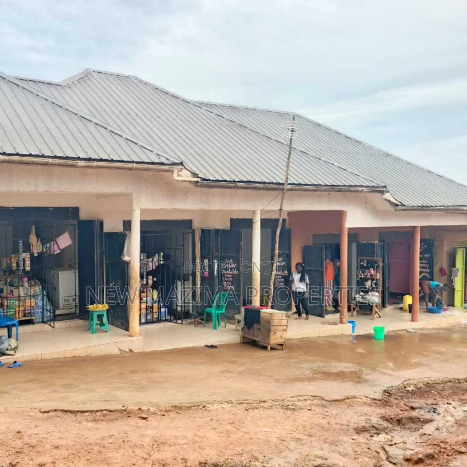 Commercial Shops on Quicksale in the Heart of Bulenga Town