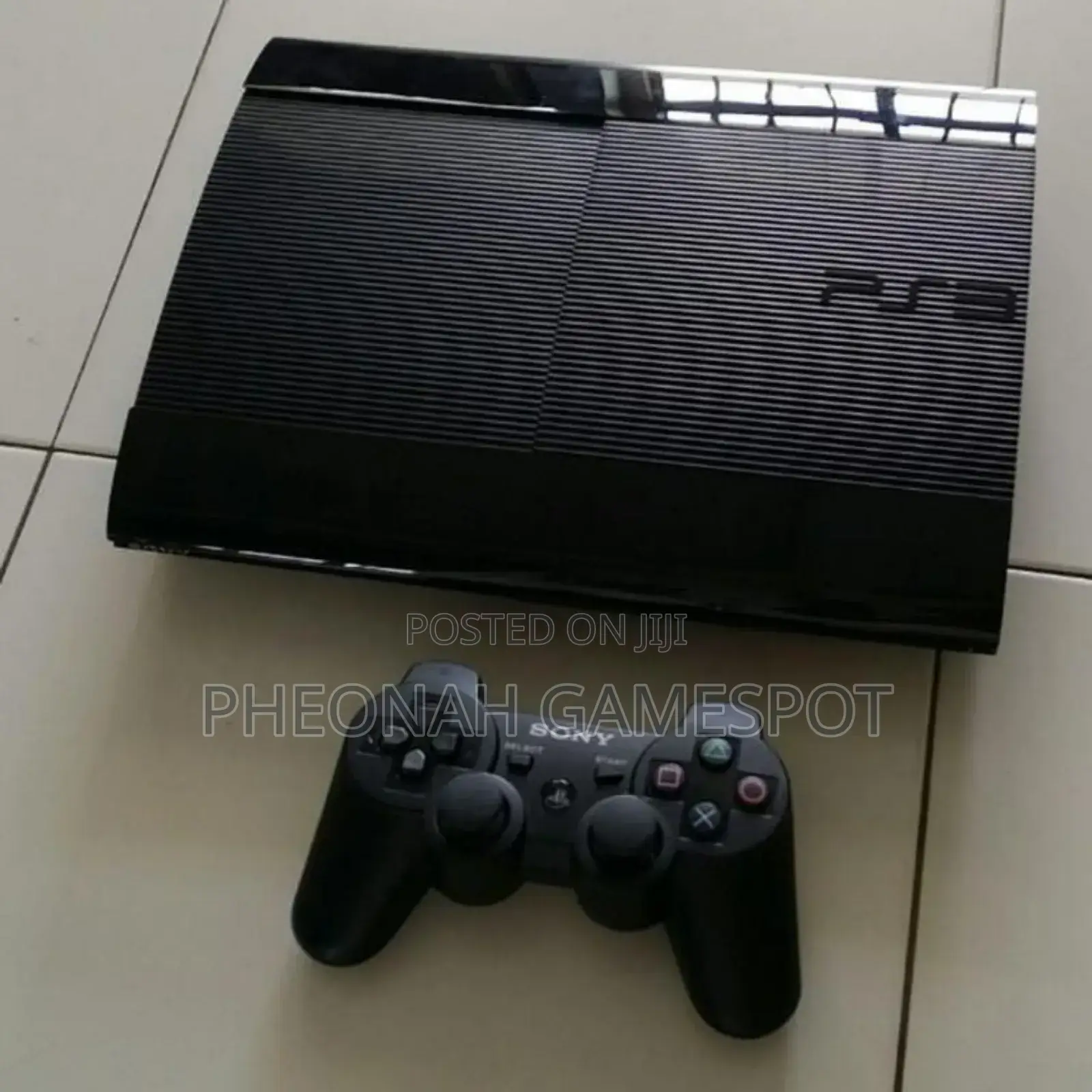 Playstation 3 Ps3 Full Set. 2 Controllers and 2 Games
