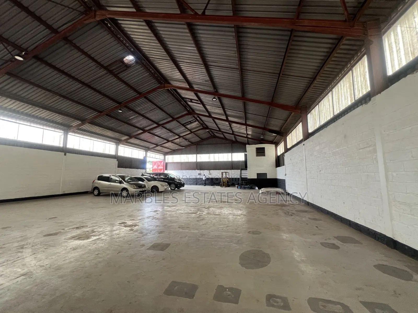 Stand-Alone Warehouse for Rent in Kansanga, 600 SQMS