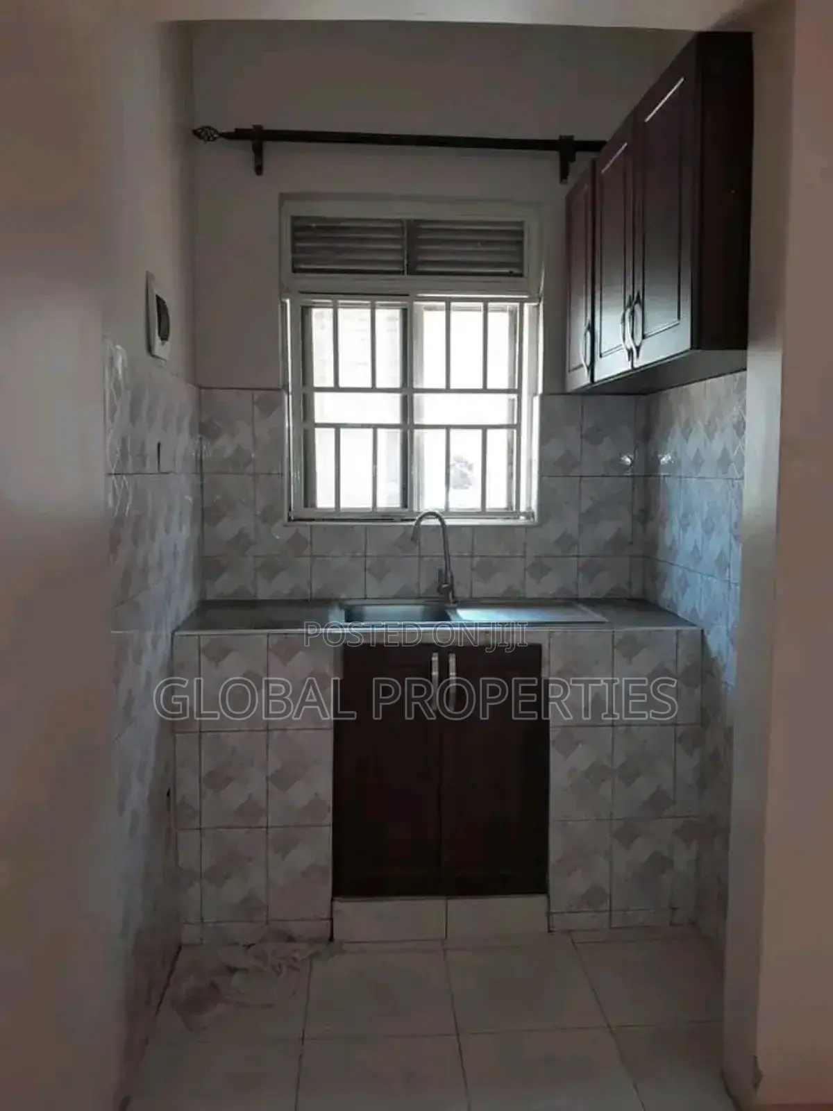 1bdrm Bungalow in Kyaliwajala, Central Division for rent