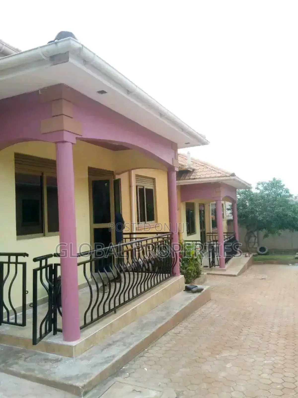 2bdrm Bungalow in Kamuli Rd, Central Division for rent