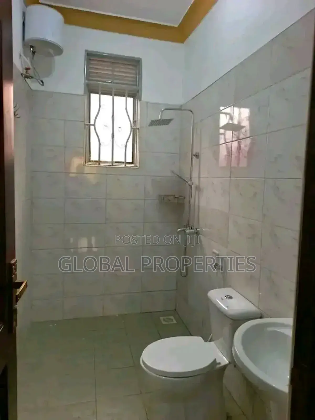 2bdrm Bungalow in Kamuli Rd, Central Division for rent