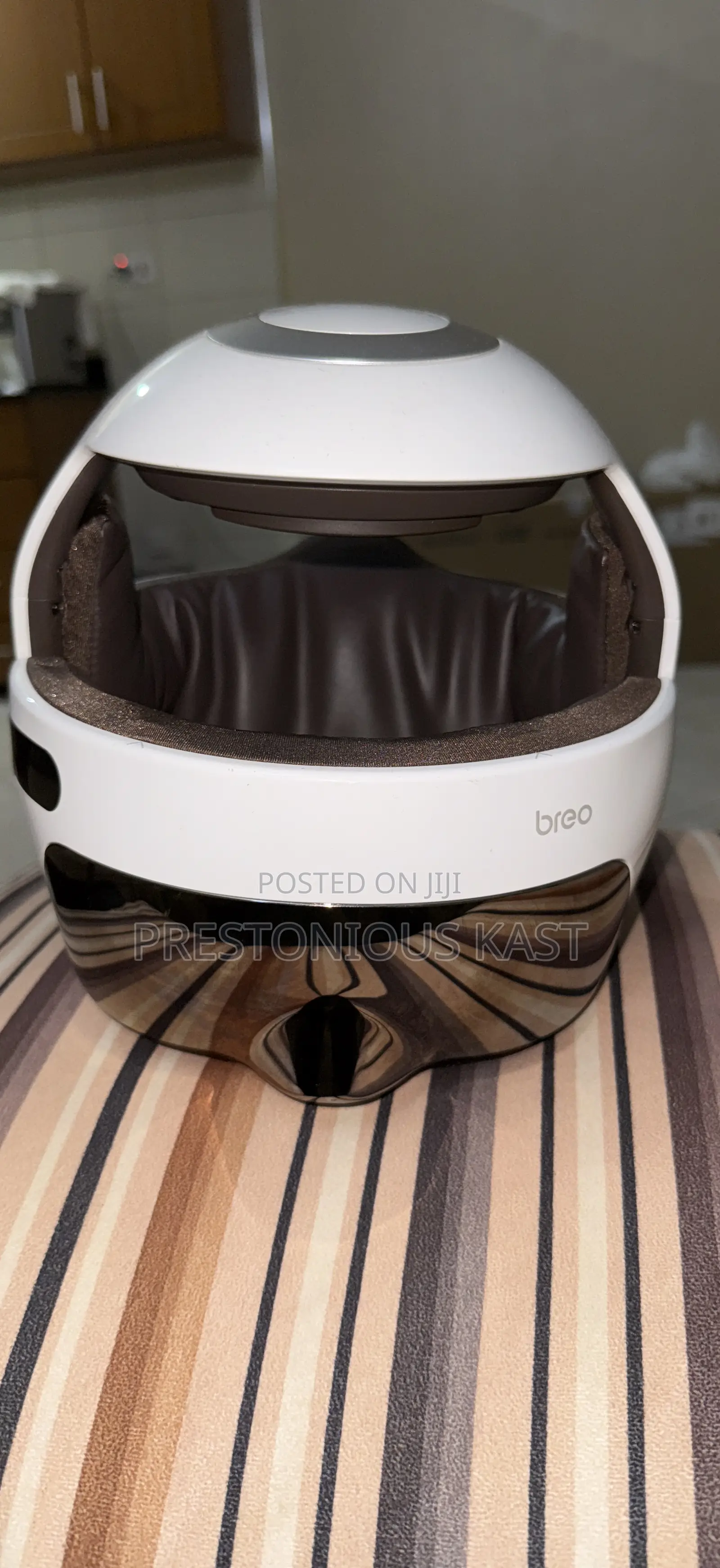 Breo Head Massager