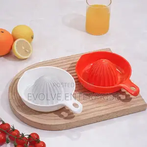 Manual Portable Citrus Juicer